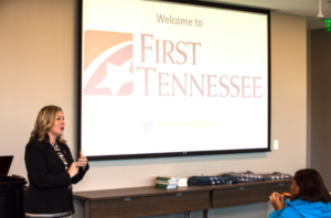 Volunteer from First Tennessee Bank